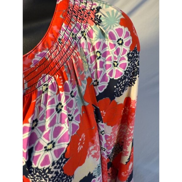 DR2 Womens Red Floral Shabby Chic Boho Top Shirt Blouse‎ Large L Vneck Fun - Picture 3 of 3